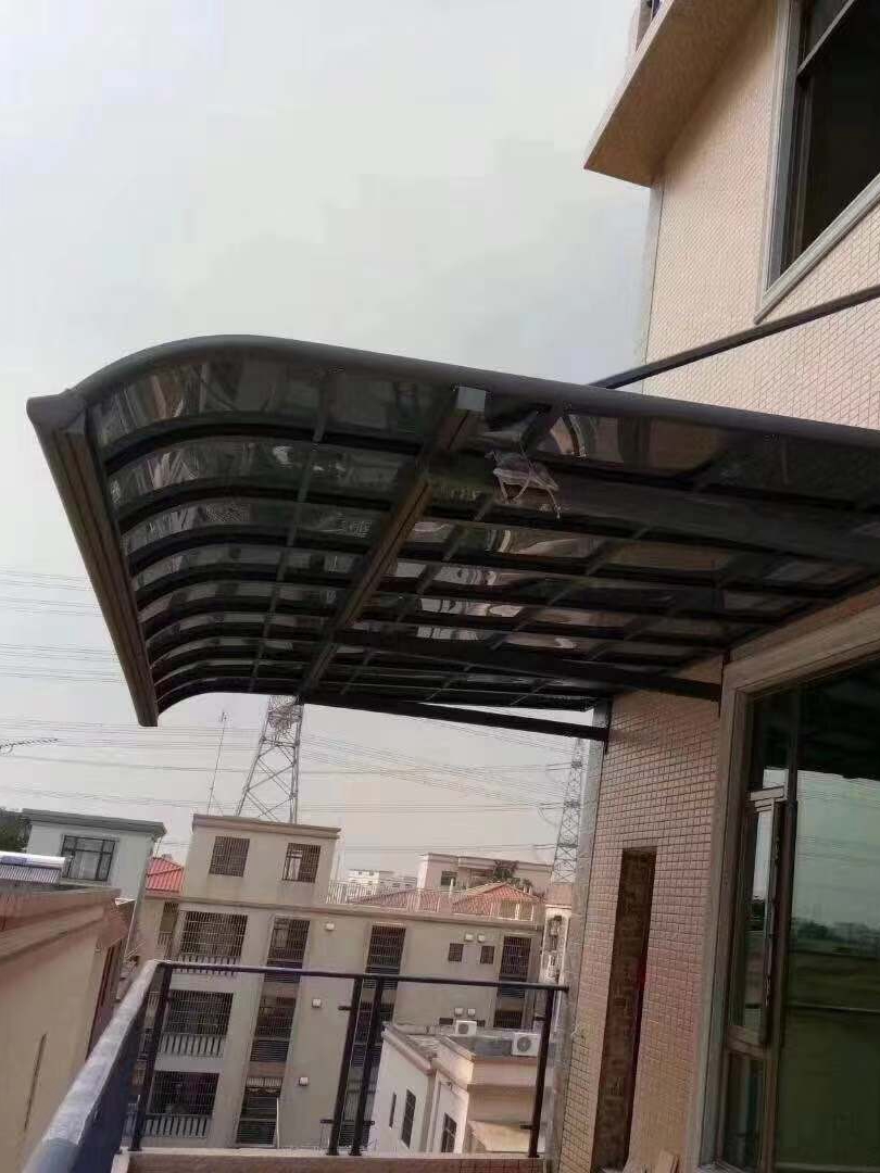玻璃雨蓬